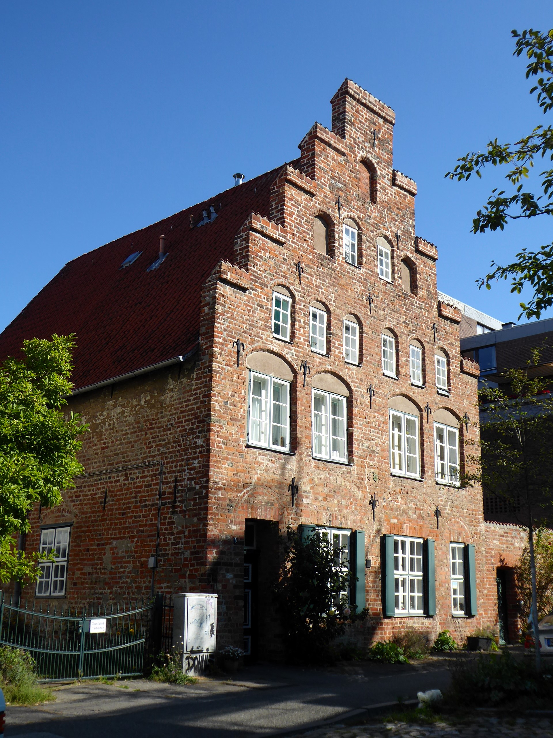 Townhouse Facade